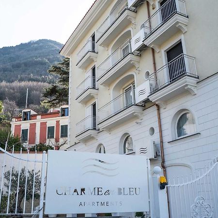 Charme En Bleu Aparthotel Castellammare di Stabia Exteriör bild