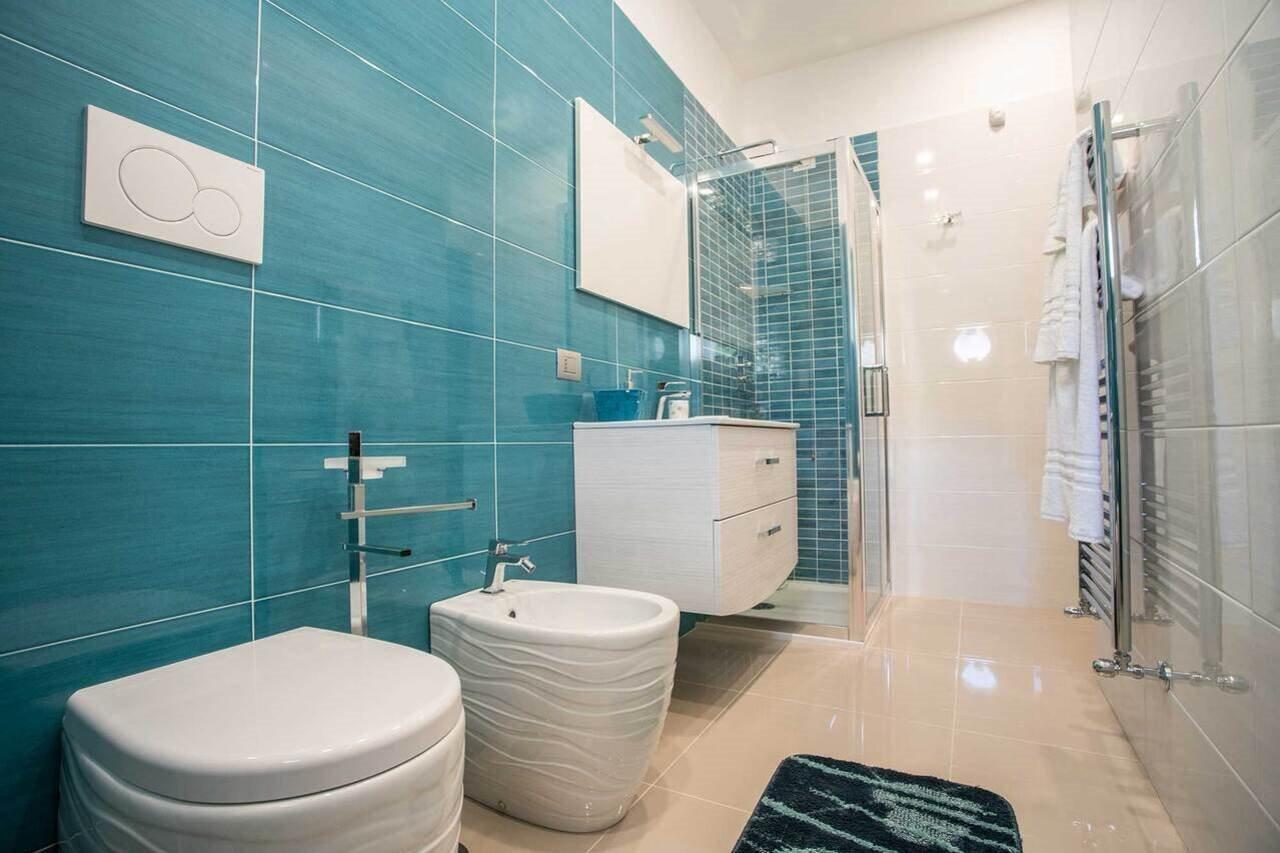 Charme En Bleu Aparthotel Castellammare di Stabia Exteriör bild